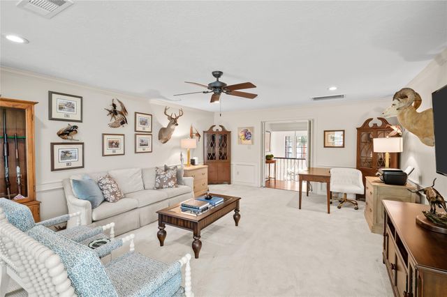 15819 N Barkers Landing Road, Houston, TX 77079