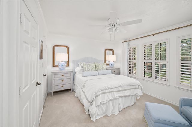 15819 N Barkers Landing Road, Houston, TX 77079