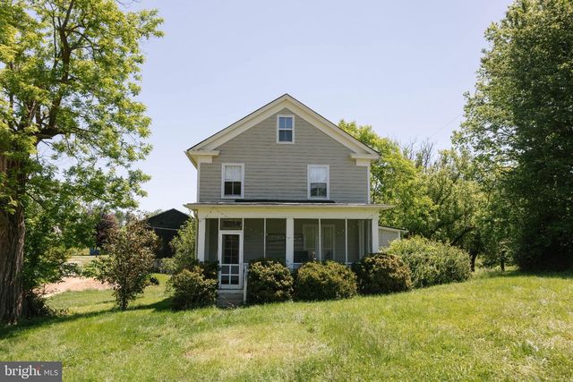 37961 FOREST MILLS RD, Leesburg, VA 20175