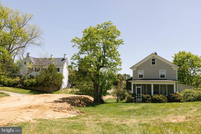 37961 FOREST MILLS RD, Leesburg, VA 20175