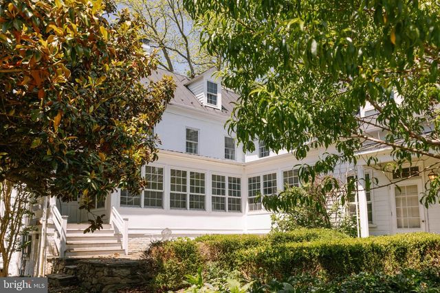 37961 FOREST MILLS RD, Leesburg, VA 20175