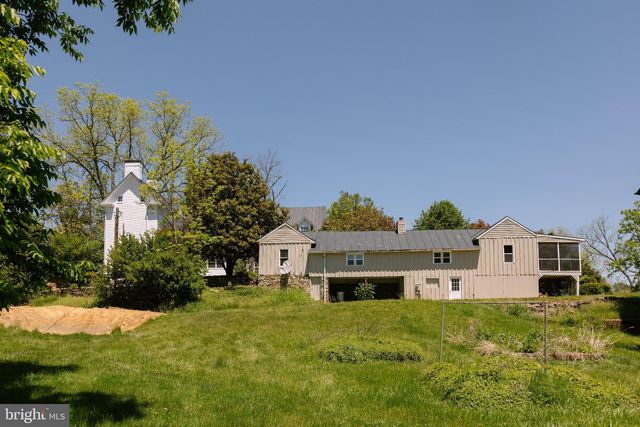 37961 FOREST MILLS RD, Leesburg, VA 20175