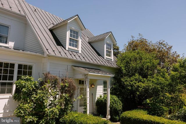 37961 FOREST MILLS RD, Leesburg, VA 20175