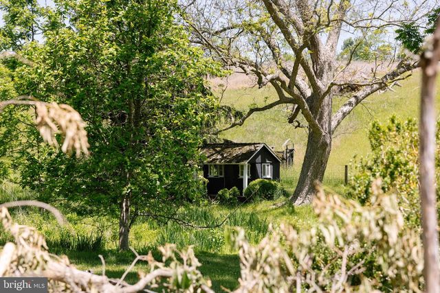 37961 FOREST MILLS RD, Leesburg, VA 20175