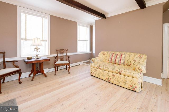 37961 FOREST MILLS RD, Leesburg, VA 20175