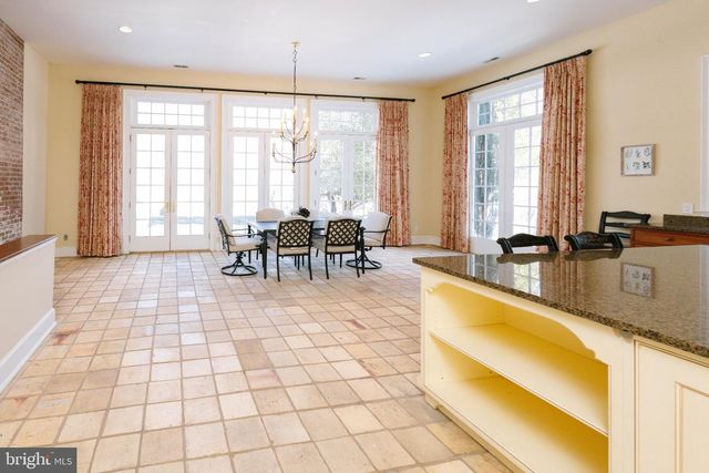 37961 FOREST MILLS RD, Leesburg, VA 20175