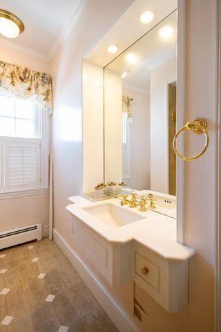 37961 FOREST MILLS RD, Leesburg, VA 20175