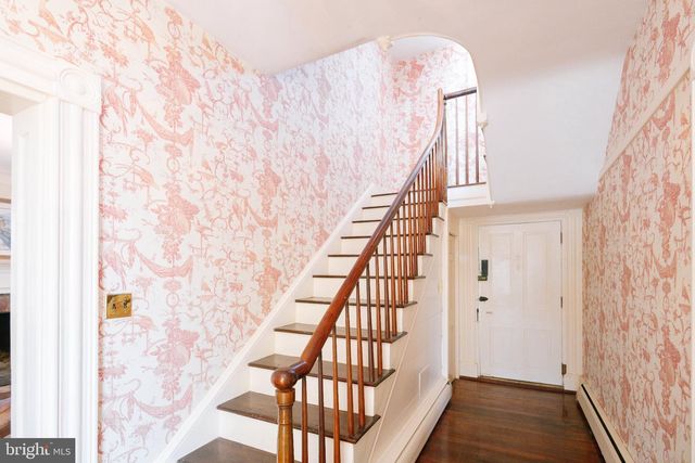 37961 FOREST MILLS RD, Leesburg, VA 20175