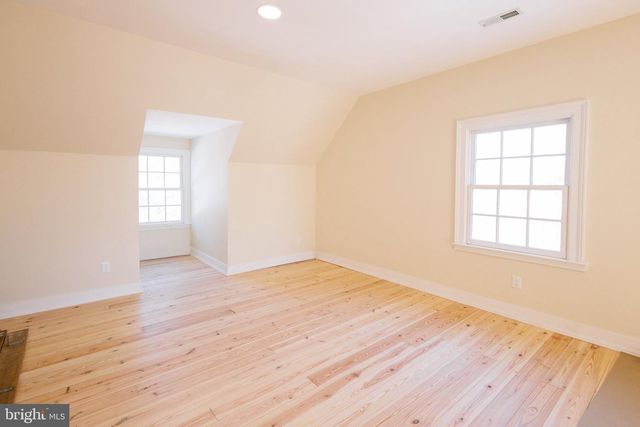 37961 FOREST MILLS RD, Leesburg, VA 20175