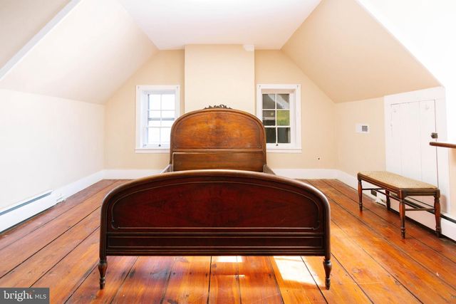 37961 FOREST MILLS RD, Leesburg, VA 20175