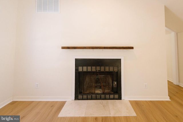 37961 FOREST MILLS RD, Leesburg, VA 20175