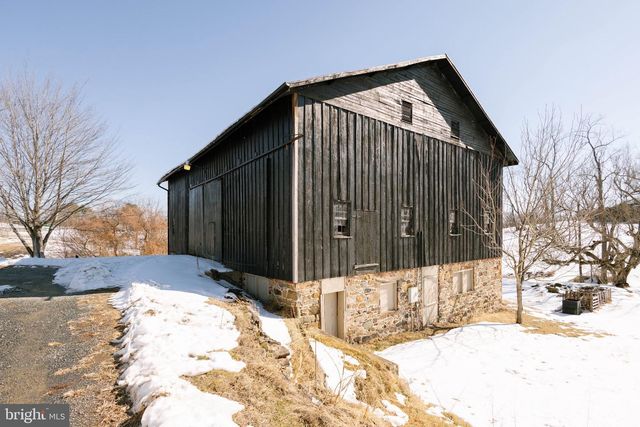 37961 FOREST MILLS RD, Leesburg, VA 20175