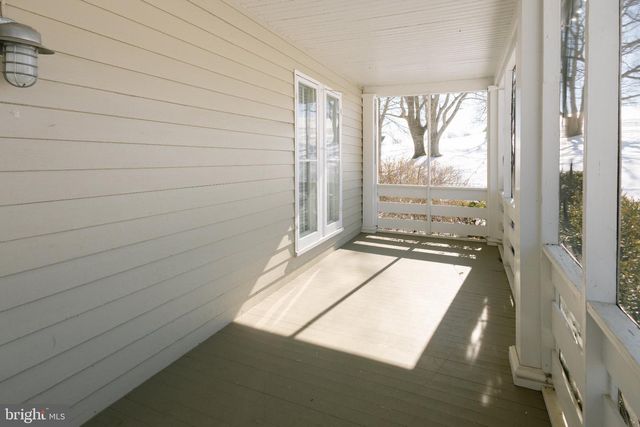 37961 FOREST MILLS RD, Leesburg, VA 20175