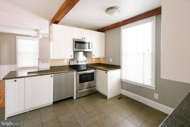 37961 FOREST MILLS RD, Leesburg, VA 20175