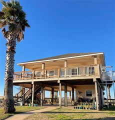 239 County Road 299 Heron Street CR299, Sargent, TX 77414