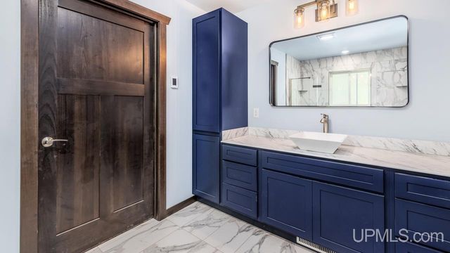 W8031 Millie Hill Estates Drive, Iron Mountain, MI 49801