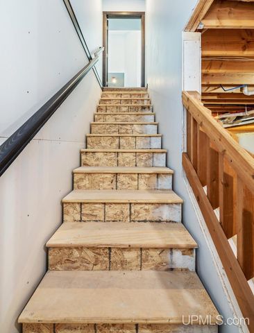 W8031 Millie Hill Estates Drive, Iron Mountain, MI 49801