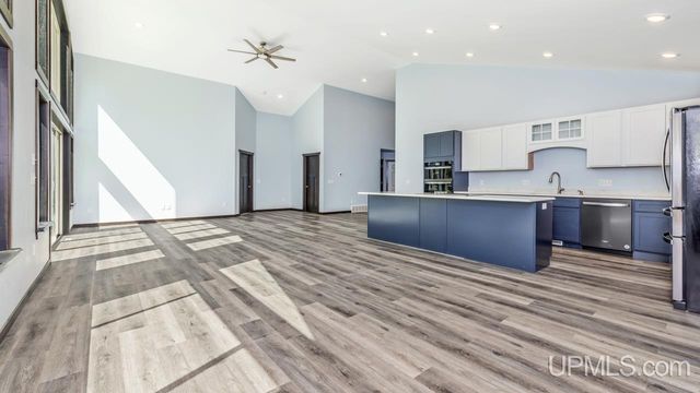 W8031 Millie Hill Estates Drive, Iron Mountain, MI 49801