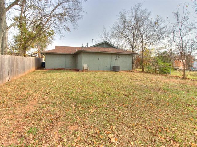 1416 N McKinley Avenue, Shawnee, OK 74801
