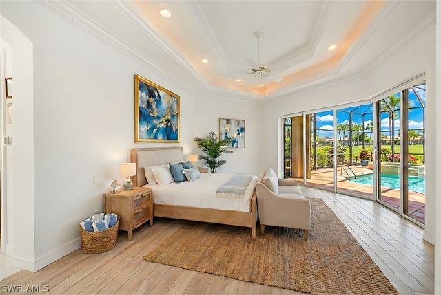 2341 Cheshire LN, Naples, FL 34109