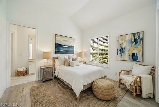 2341 Cheshire LN, Naples, FL 34109