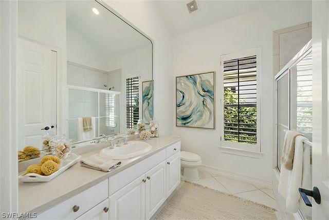 2341 Cheshire LN, Naples, FL 34109