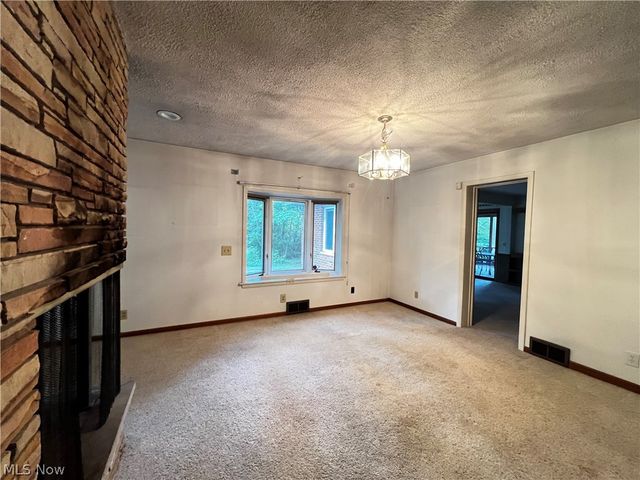 7447 Sylvan Drive, Kent, OH 44240