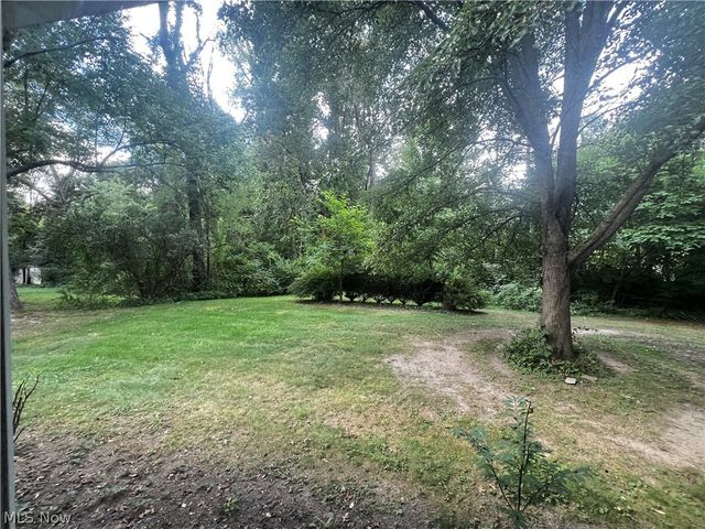 7447 Sylvan Drive, Kent, OH 44240