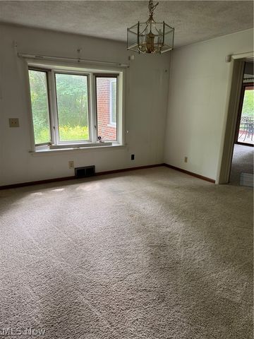 7447 Sylvan Drive, Kent, OH 44240