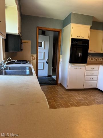 7447 Sylvan Drive, Kent, OH 44240