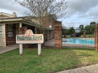 2501 Gulf Freeway 280B, Dickinson, TX 77539