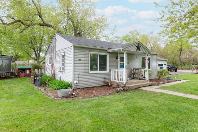 20929 W Sanrem Avenue, Lake Villa, IL 60046