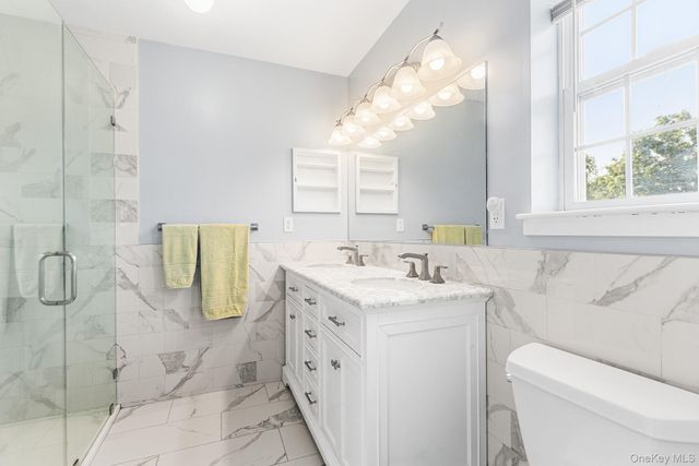 7 Woodfield Drive, Washingtonville, NY 10992