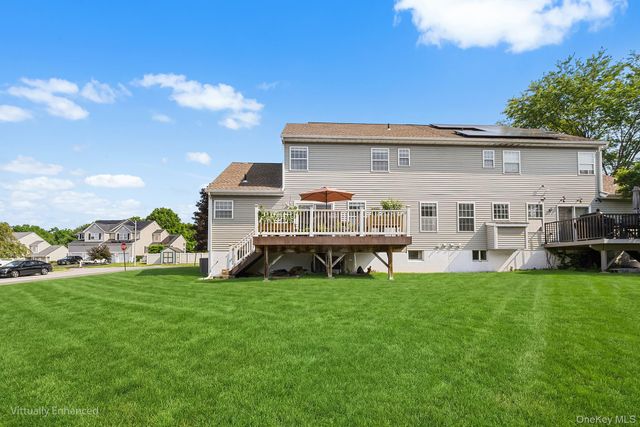 7 Woodfield Drive, Washingtonville, NY 10992