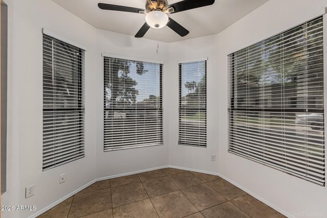 9707 W Kerry Lane, Peoria, AZ 85382