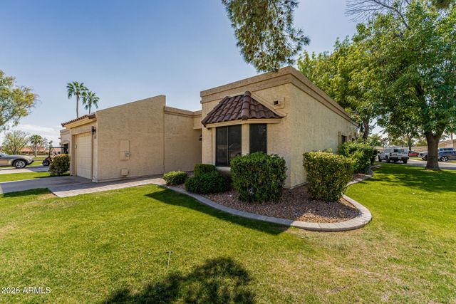 9707 W Kerry Lane, Peoria, AZ 85382