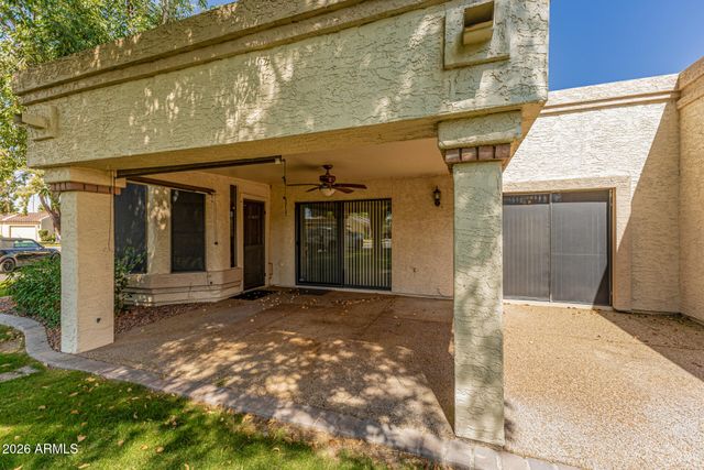 9707 W Kerry Lane, Peoria, AZ 85382