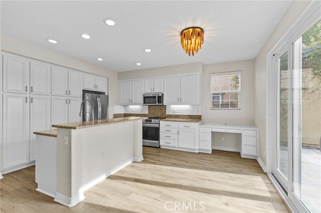 28459 Plymouth Way, Temecula, CA 92591