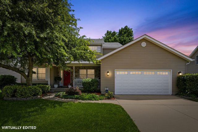 401 S 8th Avenue, Eldridge, IA 52748