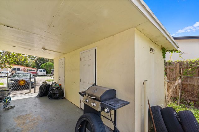 6261 NW 14th Court, Sunrise, FL 33313