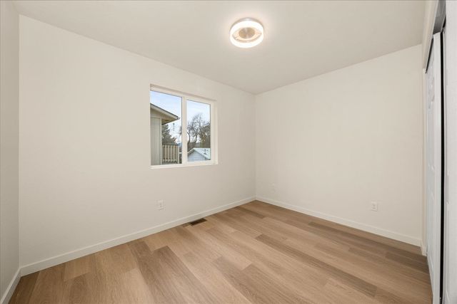 327 N Bannen Rd, Spokane Valley, WA 99216