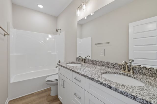 346 N Fork Branch Rd, Tullahoma, TN 37388