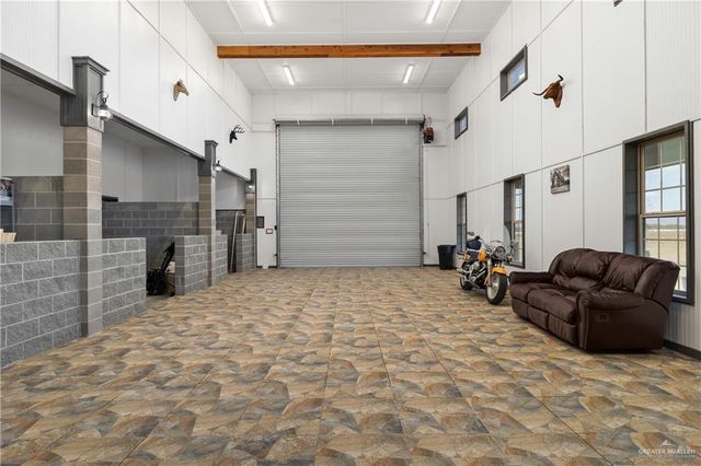 19921 E Los Venados Drive, Edinburg, TX 78542