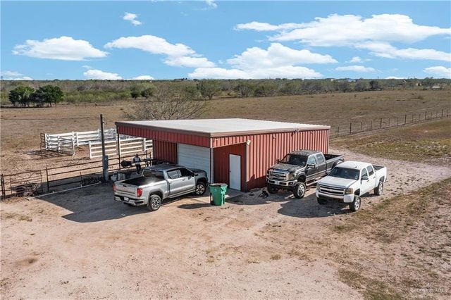 19921 E Los Venados Drive, Edinburg, TX 78542