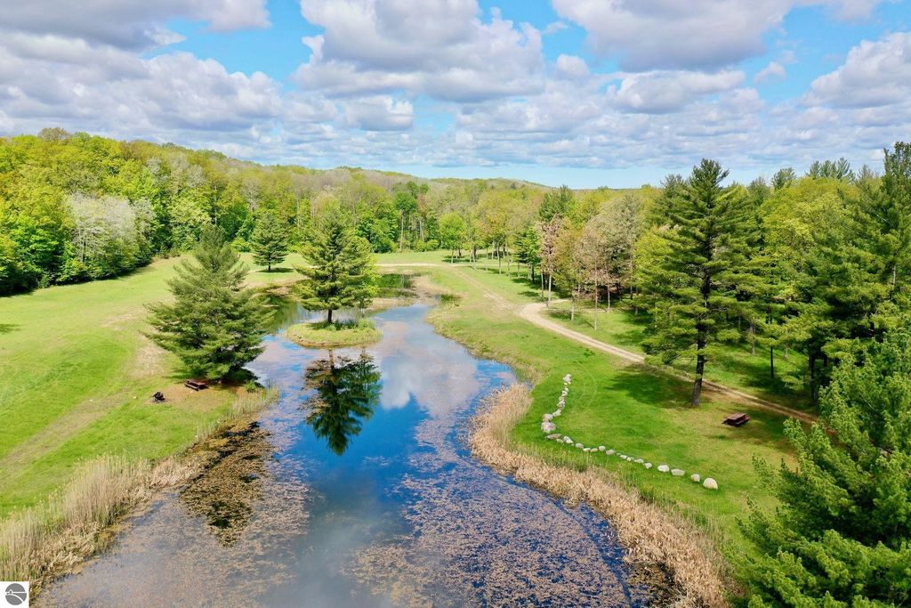 Image 4 of property listing at 0 W M-55, Wellston, MI 49689