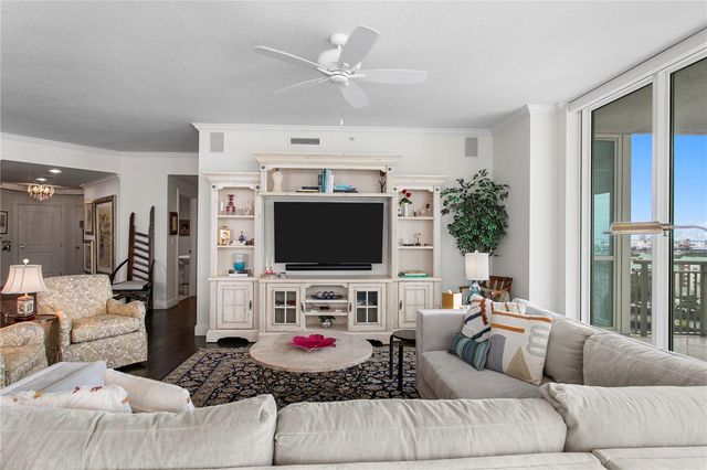 450 KNIGHTS RUN AVENUE 1208, Tampa, FL 33602