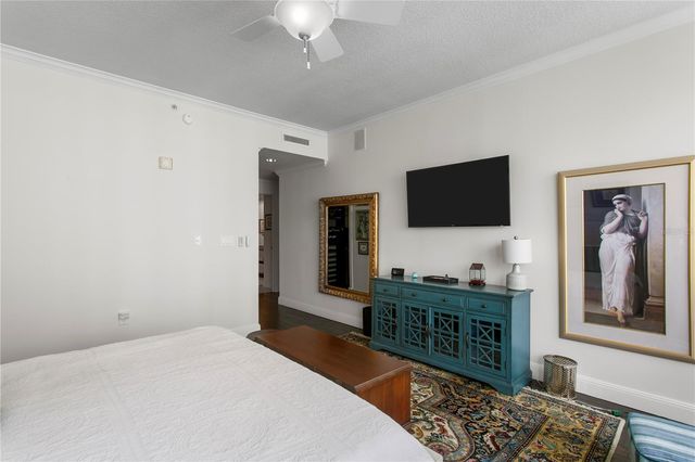 450 KNIGHTS RUN AVENUE 1208, Tampa, FL 33602