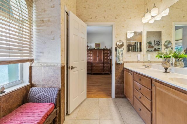 1415 MILLBROOK CIRCLE, Bradenton, FL 34212