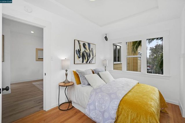 2011 2011 Rosedale Ave, Oakland, CA 94601