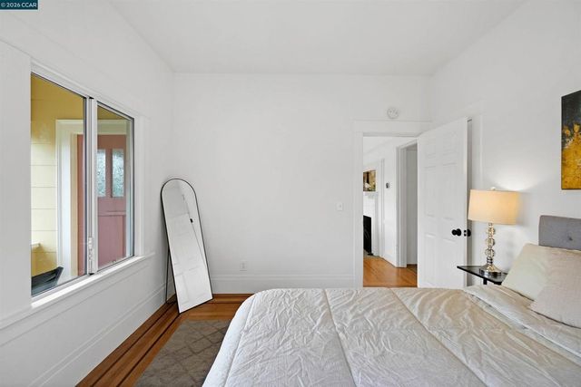 2011 2011 Rosedale Ave, Oakland, CA 94601